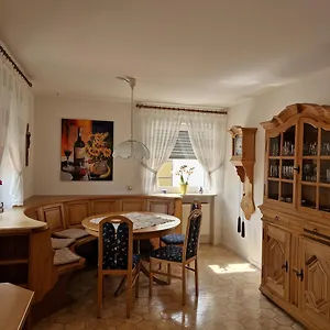 Mawitha Apartment